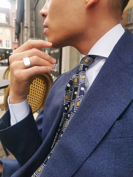 Refine your enseble with a navy printed silk tie from Stefano Cau, handcrafted in Como.