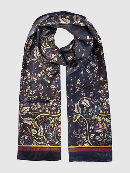 Stefano Cau printed silk scarf with floral motif. Handcrafted in Como