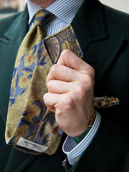 Double side printed silk tie from Stefano Cau, hancrafted in Como.