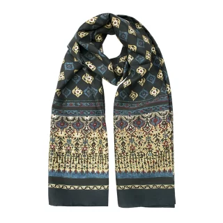 Printed silk habutai scarf in navy color with persian oriental motifs. Handmade in Italy by Stefano CAu